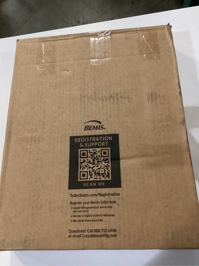Condition photo showing New/Like New for bemis 500ec 390 toilet seat with easy clean & change hinges, 1 pack round, cotton white