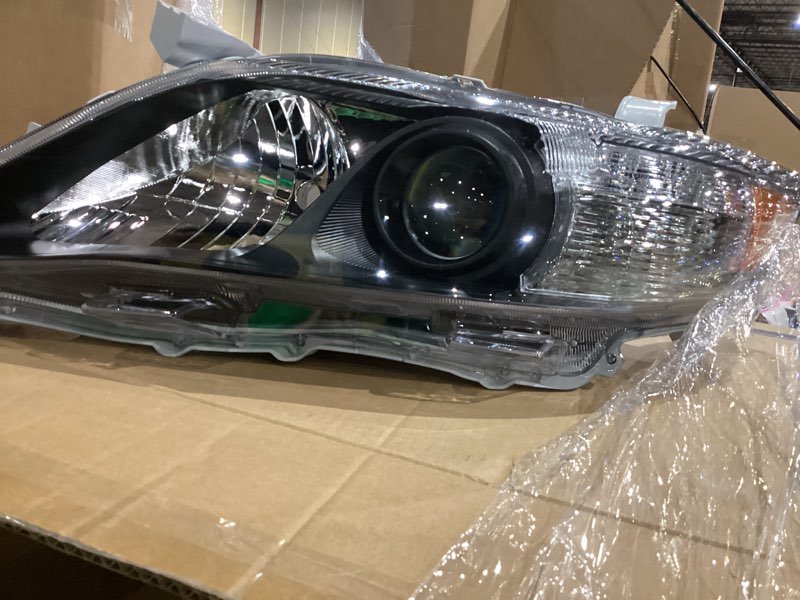 Condition photo showing New/Like New for For Toyota Camry Headlights Lamps Set 2010 2011 USA Built Halogen Driver and Passenger Side Driver & Passenger Side (Left & Right)
