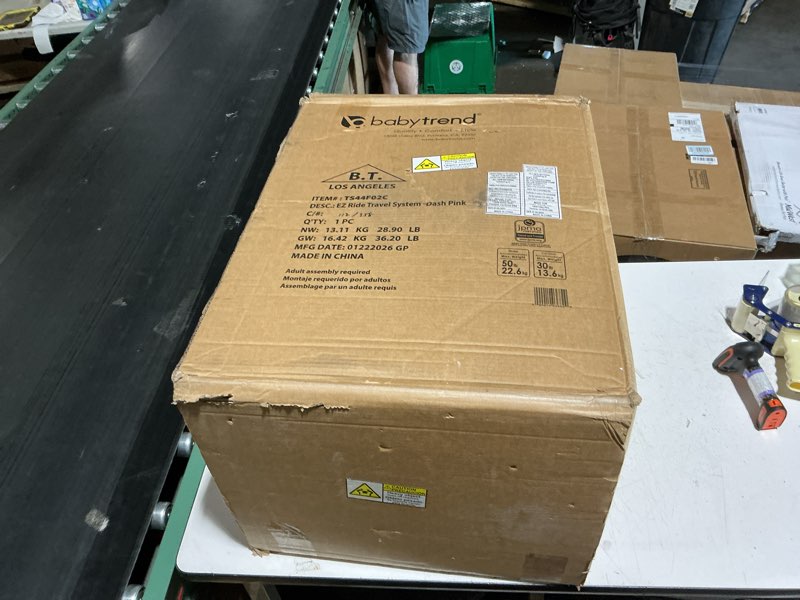 Condition photo showing New/Like New for baby trend ez ride travel system with ez-lift infant car seat - dash pink