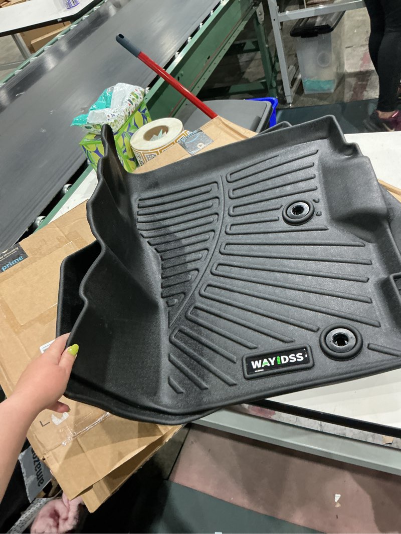 Condition photo showing Good Condition for incomplete)))))floor mat for 2018-2022 2023 chevrolet chevy traverse 7 seats(2 row bucket seat), cargo mat custom tpe all weather protection full coverage trunk liner & floor liner for traverse car mat accessories for 2018-2023 traverse full set mat?7seat?