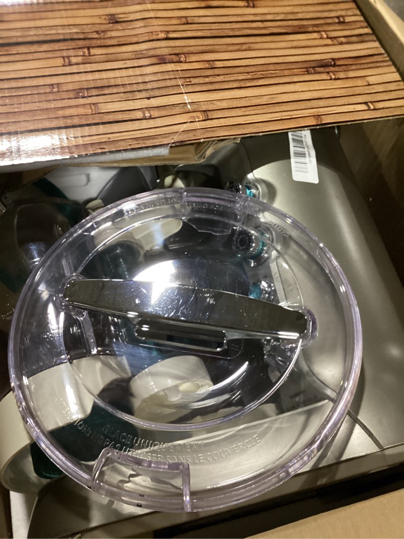Condition photo showing Good Condition for margaritaville® bali™ frozen concoction maker® with self dispenser