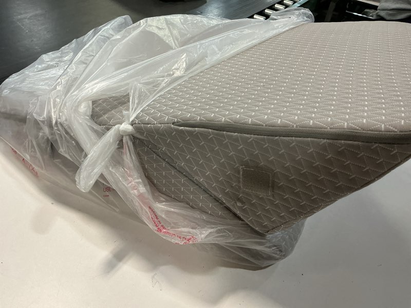 Condition photo showing Good Condition for Bed Wedge Pillow for Sleeping, 9&12 Inch Adjustable Wedge Pillow Set for After Surgery, Triangle Pillow for Back Pain Relief, Leg Support, Acid Reflux, Gerd, Grey Adjustable 9&12 Inch Grey