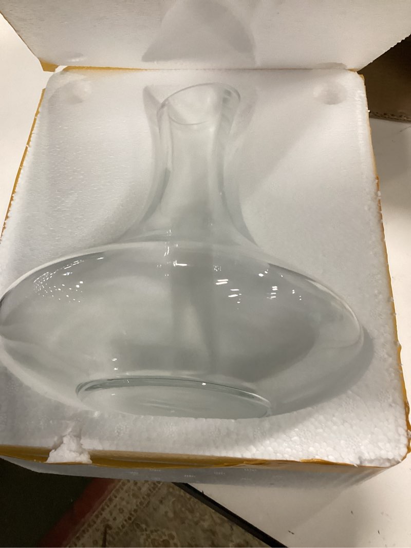 Condition photo showing New/Like New for 1500ml Wine Decanter, Hand Blown Lead-Free Crystal Carafe for Aerating Red & White Wine, Elegant Design for Easy Pouring, Ideal Christmas Wine Gift White 1500ML