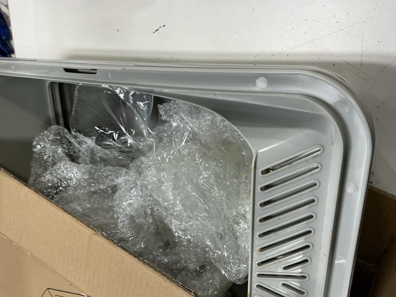 Condition photo showing Good Condition for stainless steel litter box with lid,front entry top exit kitty litterbox,extra large enclosed metal cat box with litter scoop & litter mat-black