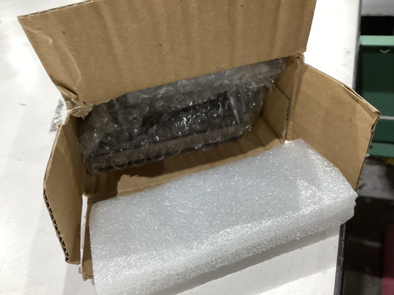 Condition photo showing Good Condition for lifewit window plant floating shelves 14.6x3.6, 2 pack acrylic suction cup shelf, window sill extender for indoor succulent plants, micro greens, seed starter pots, herb planters 37 x 9 cm/14.6x3.6