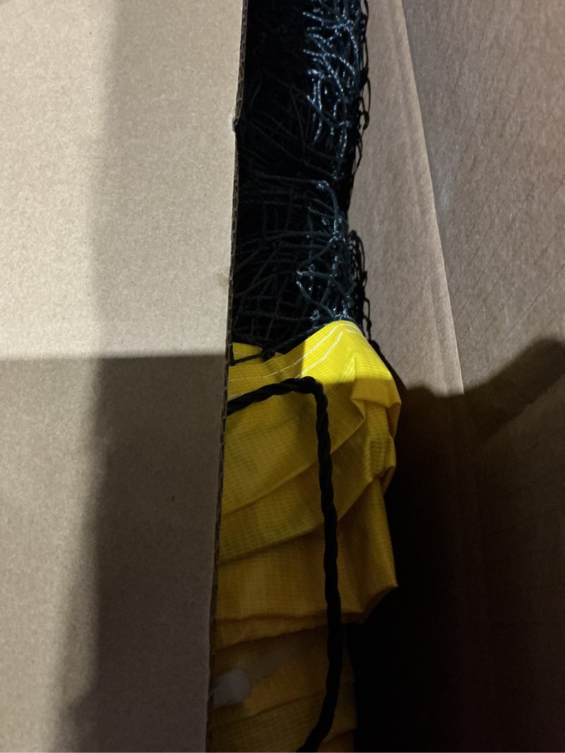 Condition photo showing Good Condition for amazon basics portable outdoor volleyball and badminton combo set with sturdy poles and storage bag