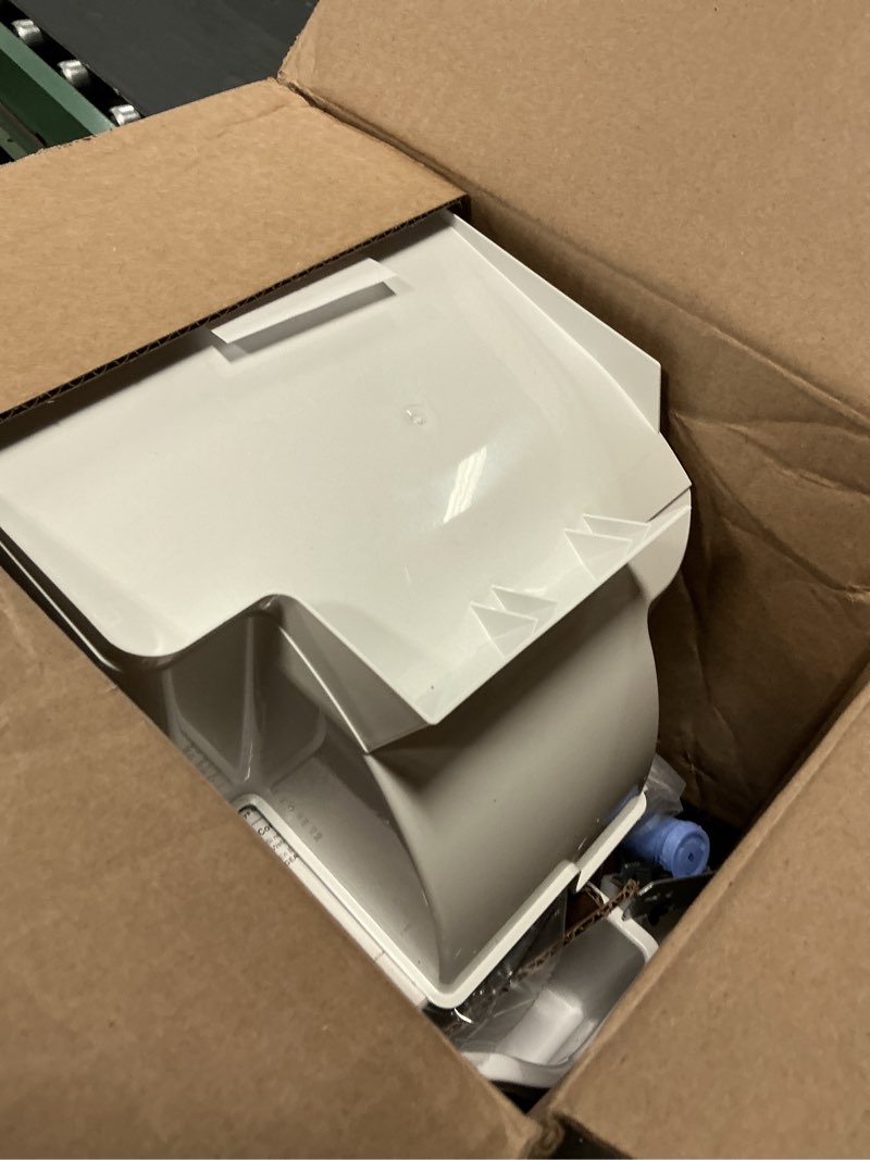 Condition photo showing Good Condition for refrigerator wr30x10093 im6d icemaker kit, white