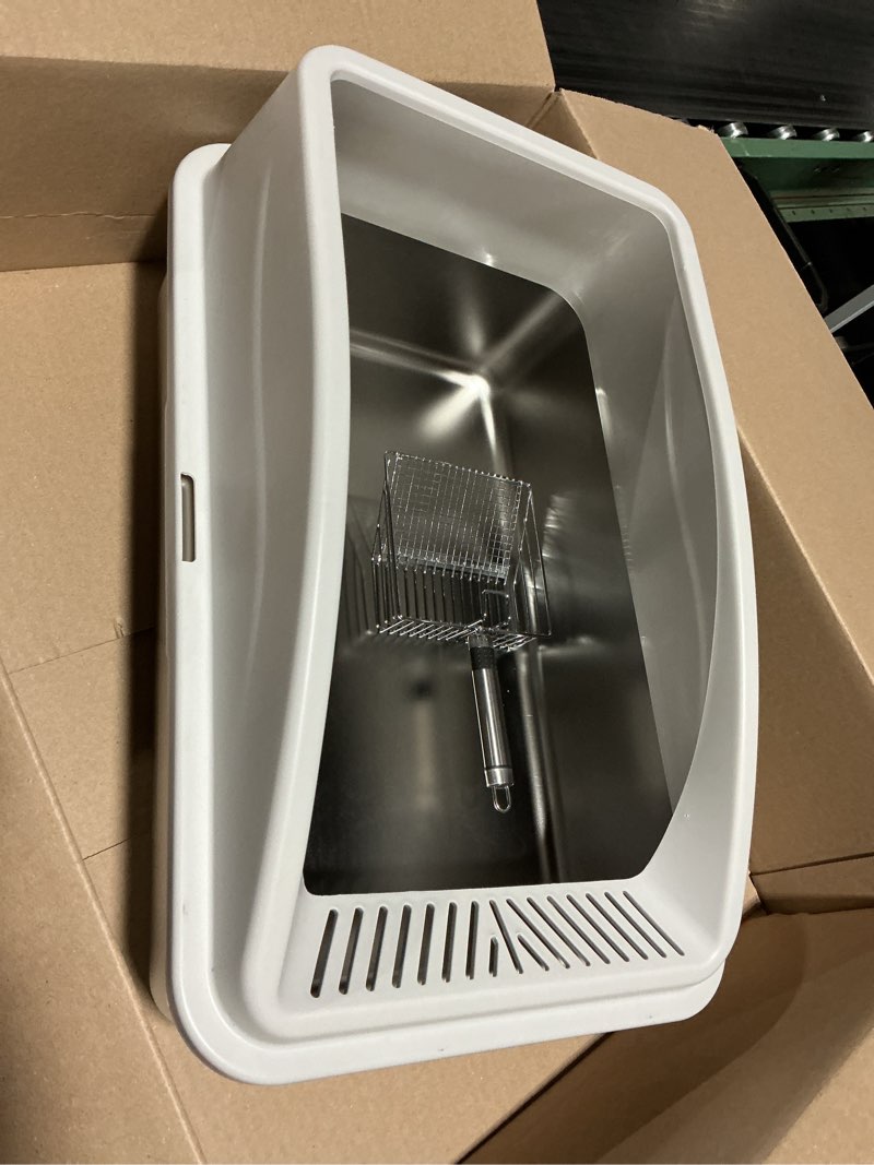 Condition photo showing Good Condition for Aramox Stainless Steel Cat Litter Box with Scoop Sturdy Metal Kitty Litter Pan for Indoor Cats (L 1500ML) (S 1200ML)