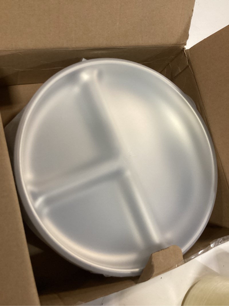 Condition photo showing New/Like New for elk and friends stainless steel divided plates with silicone sleeve for babies & toddlers | lids included | stay put suction | dinner & snack plates | 2 pack blush/lilac suction sleeve