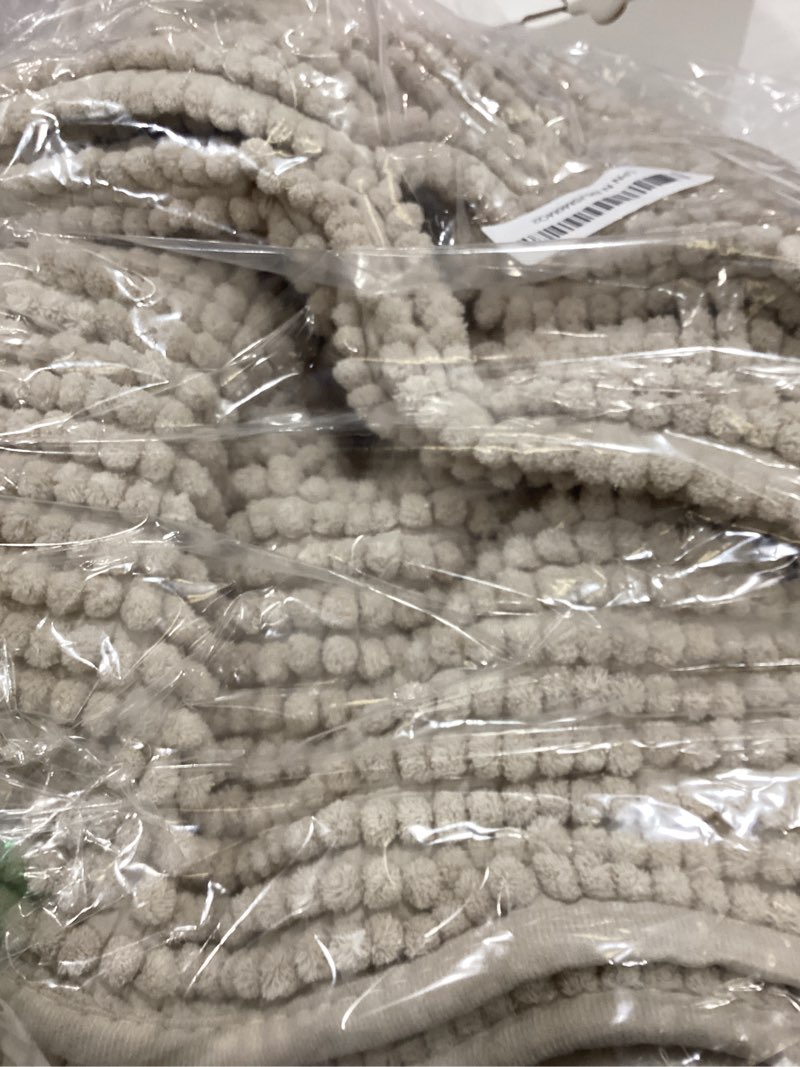 Condition photo showing Good Condition for H.VERSAILTEX Plush Chenille Dog Bed Cover Thick Soft Sofa Cover for 3 Cushion Couch Anti Slip Couch Cover Furniture Protector for Dog, Pet, Cat (35" x 82", Oatmeal) 1 Pack|35" x 82" Oatmeal