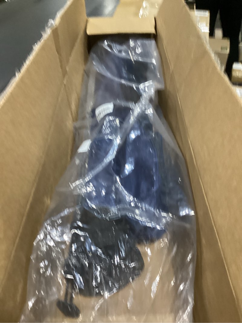 Condition photo showing New/Like New for findway golf stand bag, [upgraded generous space] small golf bag for driving range, par 3 & executive courses, lightweight sunday golf club carry bag with 3 pockets blue