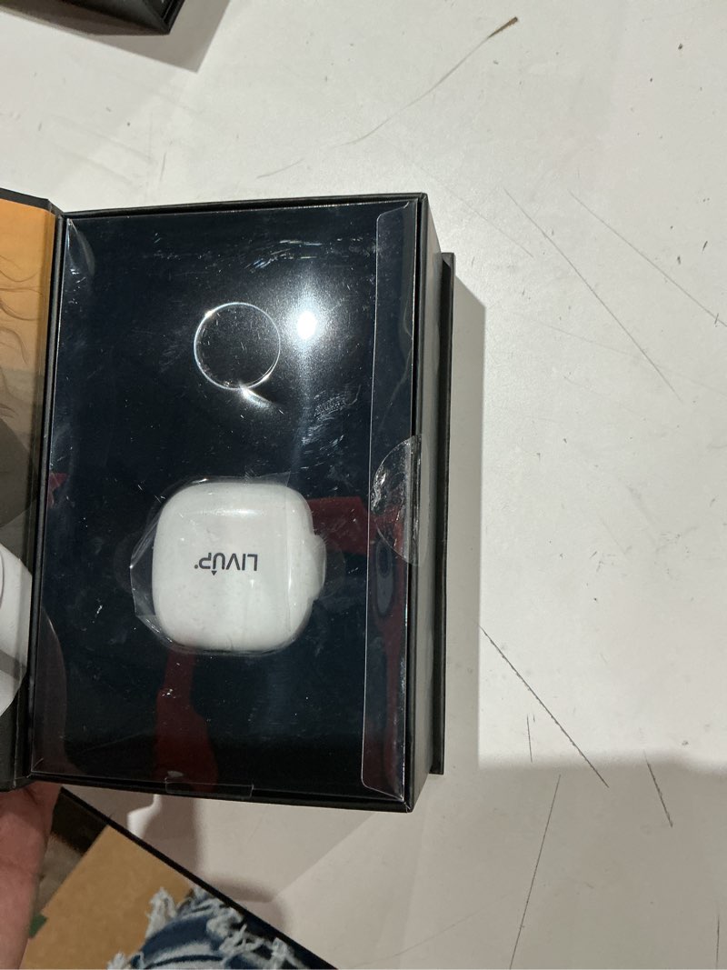 Condition photo showing Good Condition for livup smart ring, silver, size 7