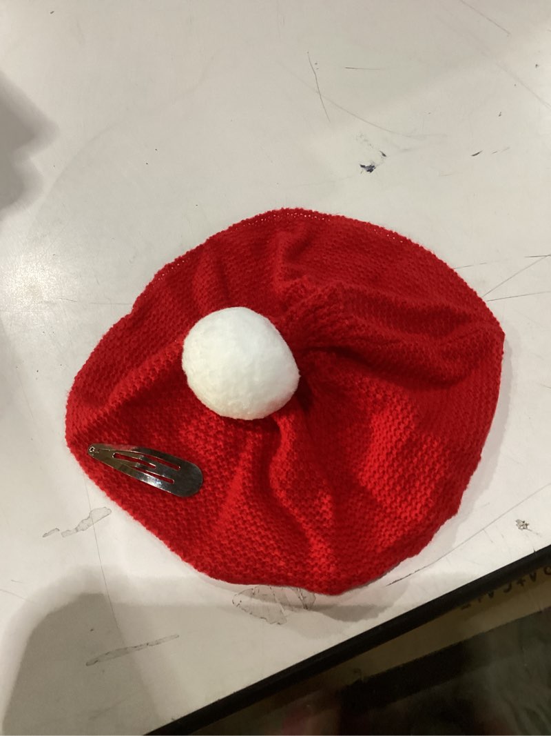 Condition photo showing New/Like New for Jewish Santa Hat Christmas Yarmulke Kippah with Clips Yamaka Cap Hanukkah Gift for Men Jew Xmas Costumes Red