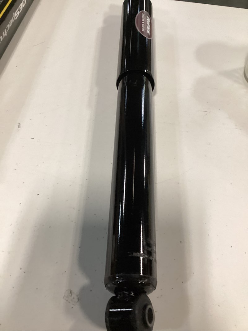 Condition photo showing Good Condition for monroe reflex 911258 suspension shock absorber for chevrolet equinox