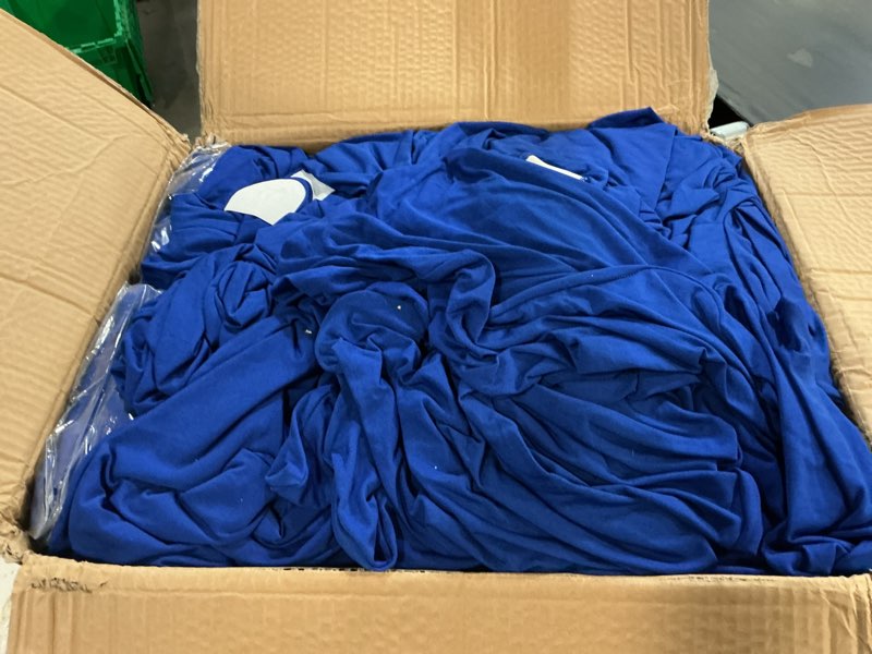 Condition photo showing Good Condition for welmatch royal blue spandex chair covers - 50 pcs wedding banquet events party universal dining decoration stretch elastic chair covers good (royal blue, 50) royal blue 2 50