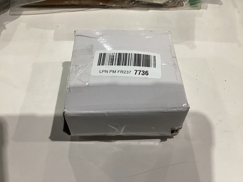 Condition photo showing Good Condition for 2 1/4 inch locking fuel cap, locking fuel tank attachments for ford 650 750 for hino 268 box truck r