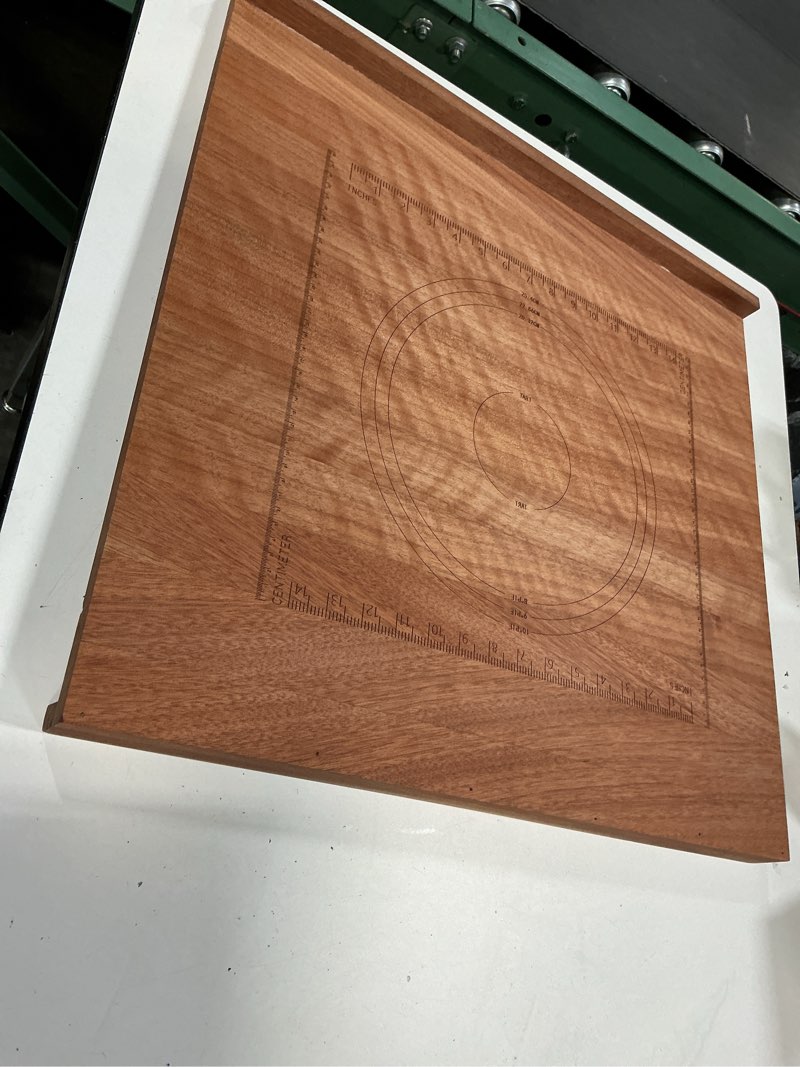 Condition photo showing Good Condition for reversible wooden pastry board 24’’ x 20’’ kneading board for rolling dough bread cutting board with lip pastry baking board with engraved ruler & pie board template for counter top kitchen