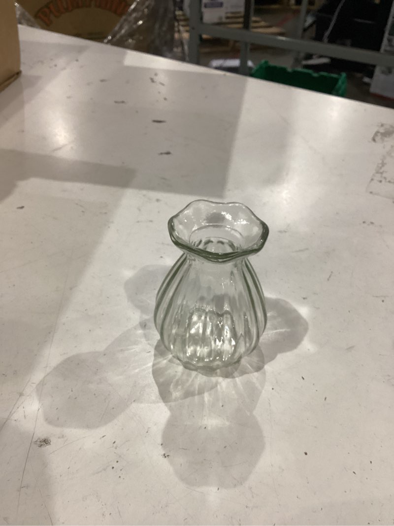 Condition photo showing Good Condition for 40 pieces glass bud vases for centerpieces bulk 3.5 inch mini flower bouquets vases small cute crystal ribbed glass bud in bulk for wedding baby bridal shower table party home decor (clear) 40 clear