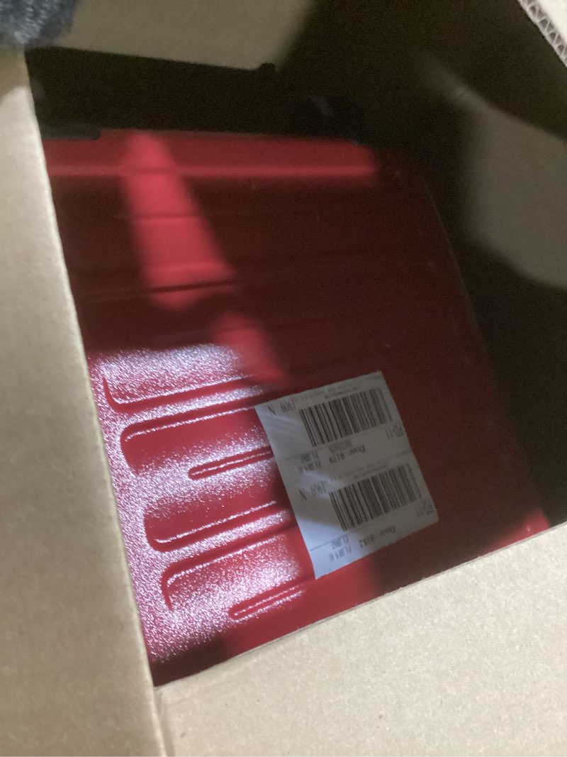 Condition photo showing Good Condition for American Tourister Westridge Hardside Luggage Set with Spinner Wheels, Holly Red, Carry-On 20-Inch Carry-On Holly Red