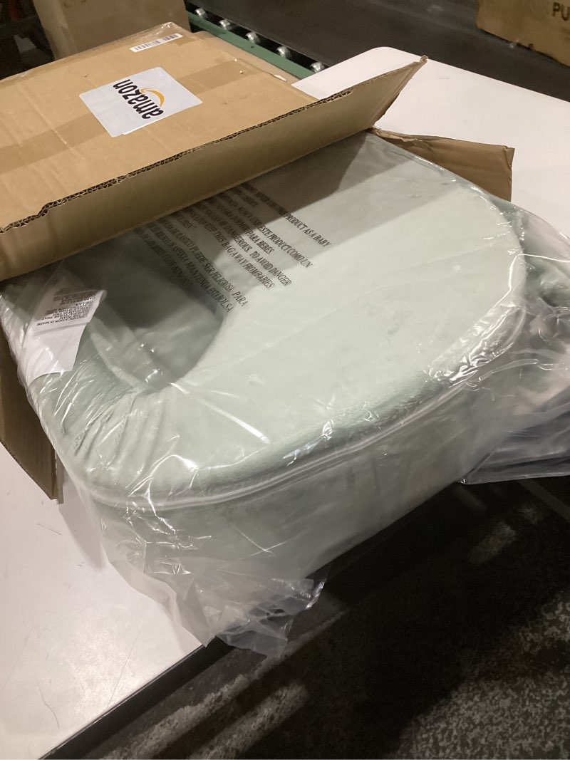 Condition photo showing Good Condition for (similar to stock photos)my brest friend super deluxe nursing pillow - enhanced comfort & ergonomic breastfeeding pillow for ultimate support for mom & baby - adjustable and with handy side pocket, platinum platinum super deluxe