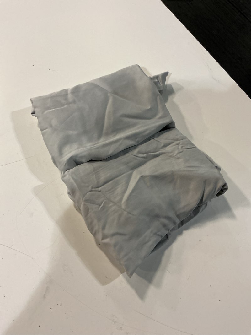 Condition photo showing Good Condition for bamboo pillowcase set, king, light grey