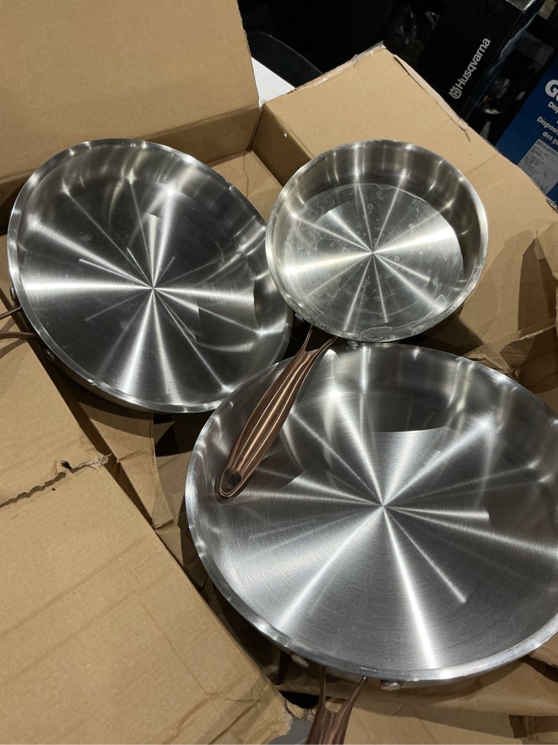 Condition photo showing Good Condition for carote 3-piece tri-ply stainless steel frying pan set, skillet set 8"/10"/12", induction compatible, oven & dishwasher safe, gold handle, mothers day gifts