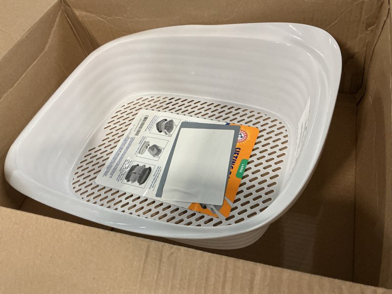 Condition photo showing Good Condition for arm & hammer large sifting litter box scoop free cat litter tray with microban, made in usa