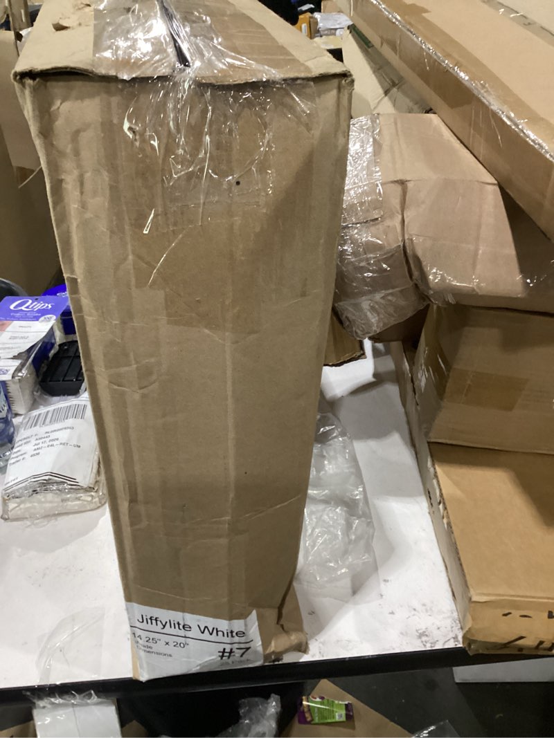 Condition photo showing Good Condition for heavy duty extention cord
