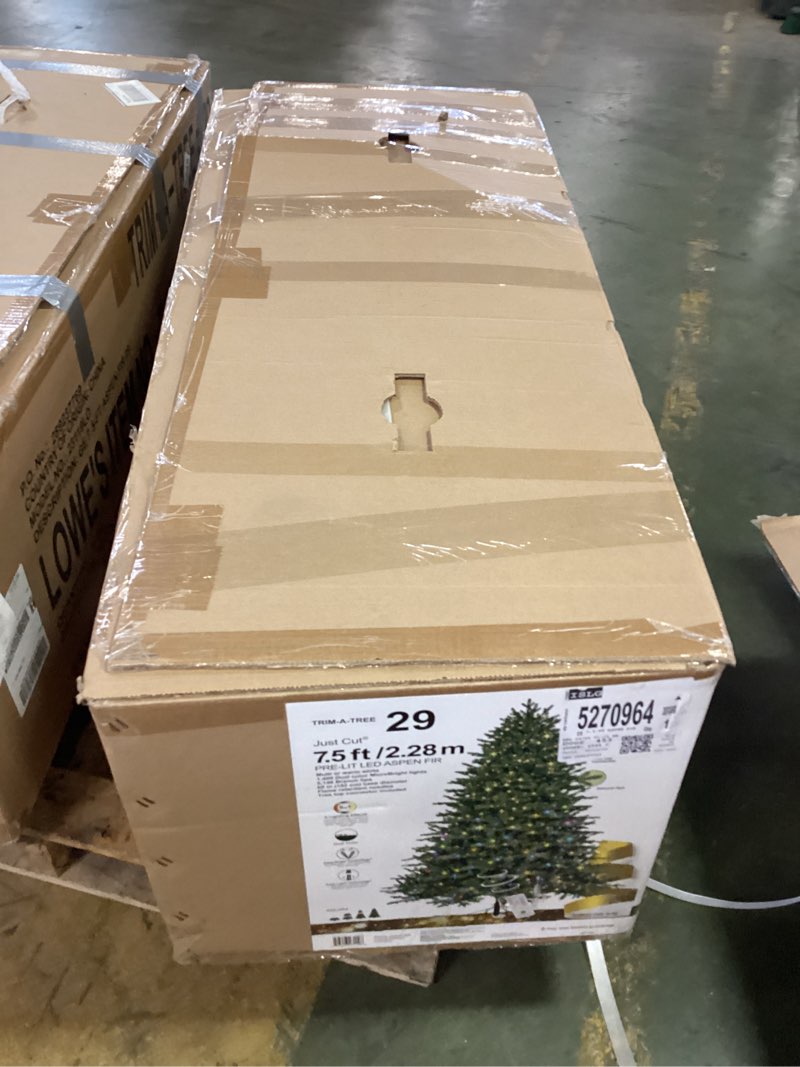 Condition photo showing Good Condition for GE 7.5-ft Aspen Fir Easy Shape Pre-lit LED Artificial Christmas Tree 23119