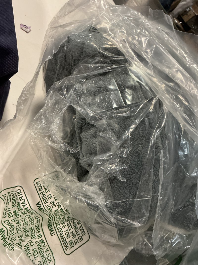 Condition photo showing Good Condition for caromio heated throw blanket - thick tufted sherpa electric blanket throw with 10 heating levels and 10 time settings, etl certified machine washable fast heating blanket throw 50"×60", grey grey throw 50"x60"