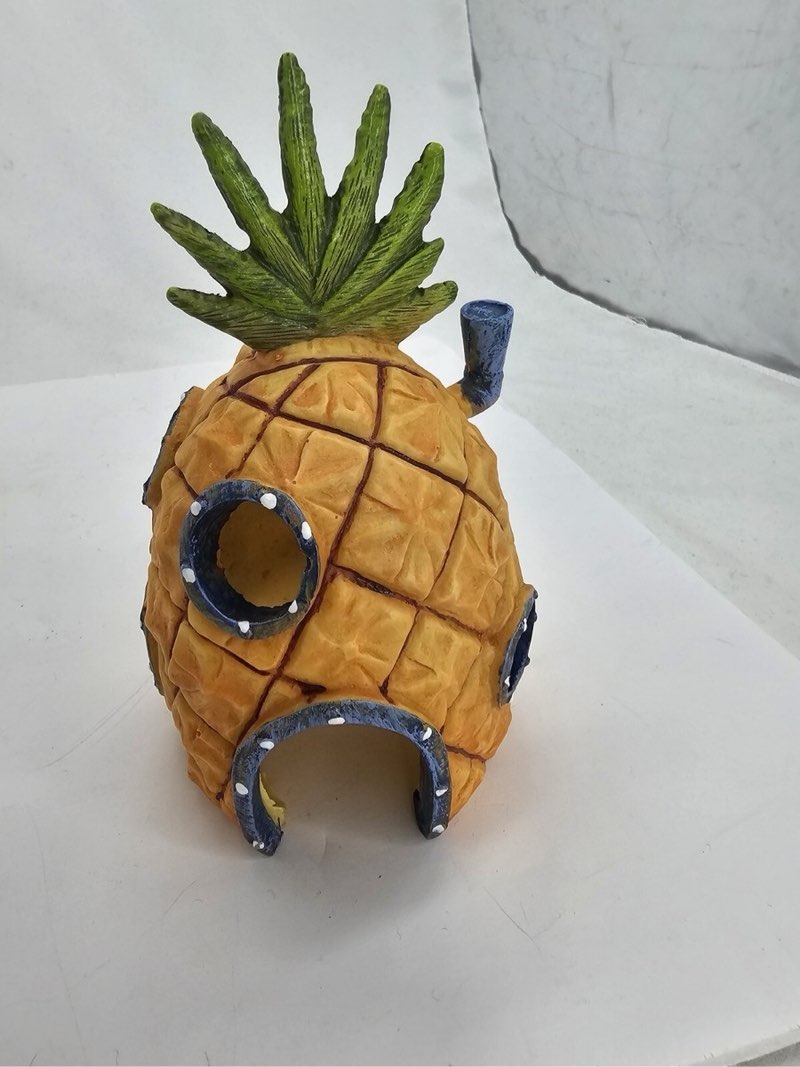 SpongeBob SquarePants Pineapple Under the Sea House for a Fish Tank Aquarium