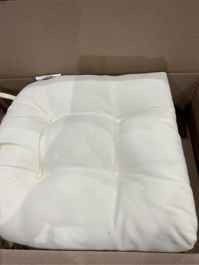 Condition photo showing Good Condition for blazing needles 916x16sq-t-2ch-tw-eg 16 in. solid twill square tufted chair cushions,