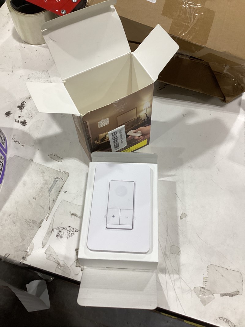 Condition photo showing New/Like New for treatlife dimmer switch with magnetic remote, wireless light switch, single pole dimmer light switch, neutral wire required, works with dimmable led/cfl/inc, 400w max