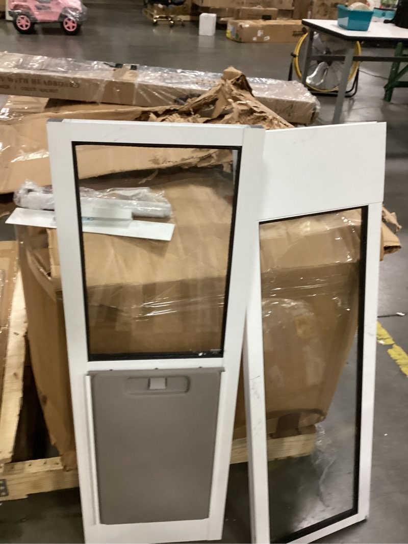 https://lotting-media.assets.bidfta.com/lotting_9cab3448-2606-4dfb-be5a-64184a1bf5c2
