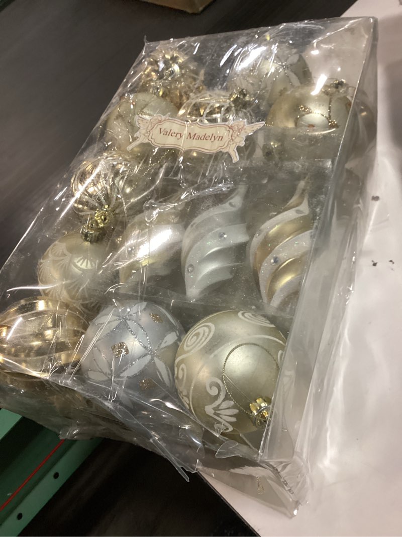 Condition photo showing Good Condition for Valery Madelyn Christmas Tree Decorations Set, 40ct White and Gold Shatterproof Christmas Ball Ornaments Bulk, Luxury Hanging Ornaments for Xmas Holiday Wedding Party Decor White Gold