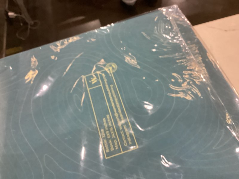 WANDERSTATE National Parks Water Bottle with 63 Waterproof Stickers - Gift-Ready Packaging + 2 Lids 