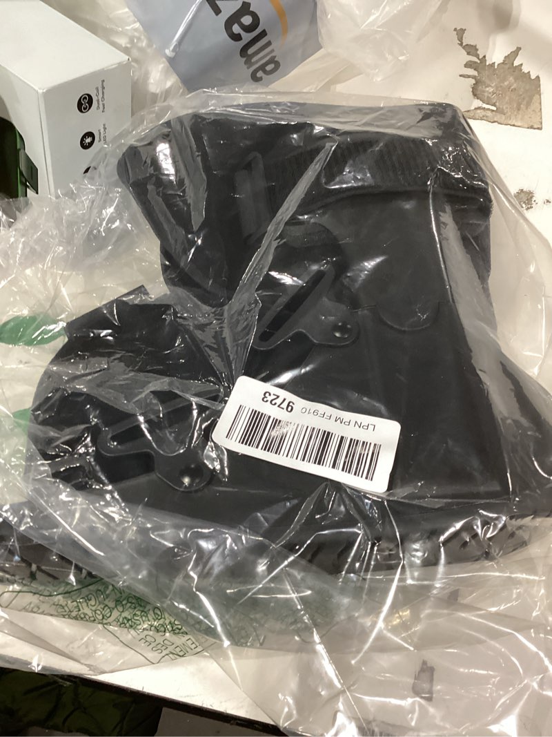 Condition photo showing Good Condition for United Ortho USA14115 Short Air Cam Walker Fracture Boot, Medium, Black Black Medium Boot