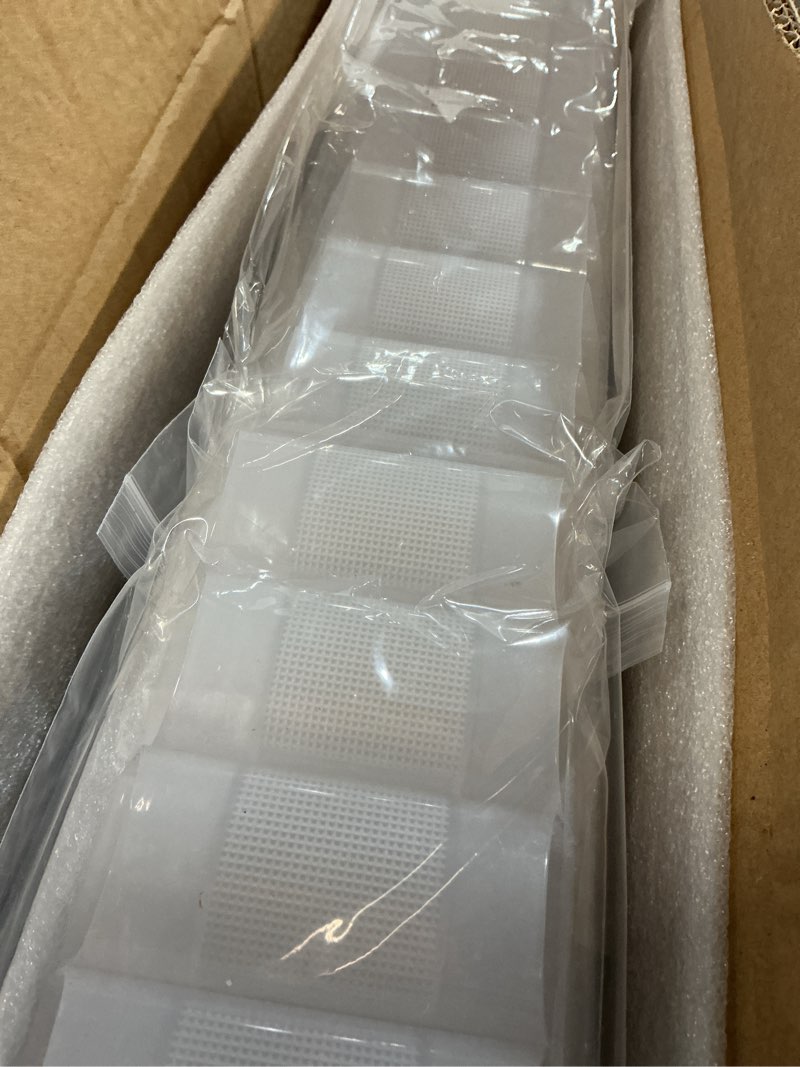 Condition photo showing Good Condition for LED Garage Lights Fixture: High Brightness 39000LM LED Garage Lighting Ceiling LED Light, Updated 44.8 inch Large Size Rectangle Light for Garage Shop Workshop Gym Car Detailing Rectangle Frame