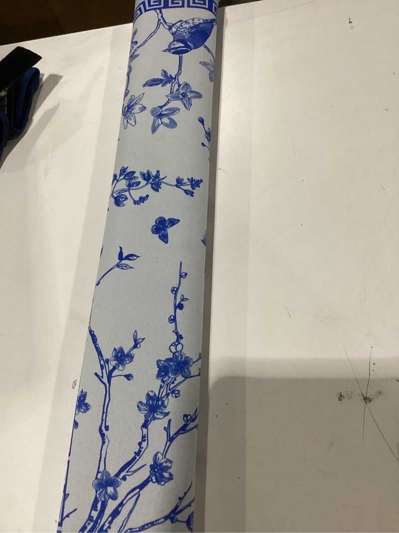 Condition photo showing New/Like New for 33.5x33.5 Inch Square Mahjong Mat for Table Domino Rubber Standard Scalloped Edges Chinoiserie Mahjong Mat Anti Slip Playmat for Poker Mah-Jong Board Dominoes Card Games(Blue)