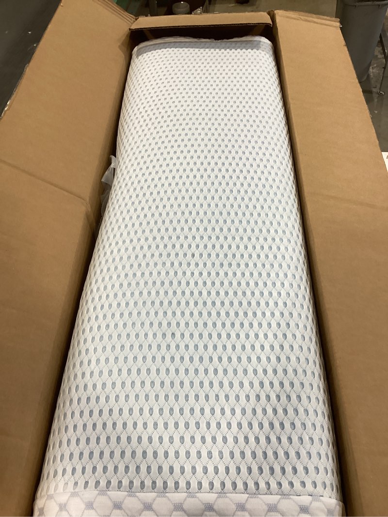 Condition photo showing Good Condition for SINWEEK 1.5 Inch Twin Cooling Memory Foam Mattress Topper for Pressure Relief, Thick Bed Mattress Pad with Cooling Soft Cover and Adjustable Straps, CertiPUR-US Certified Twin 1.5 inch