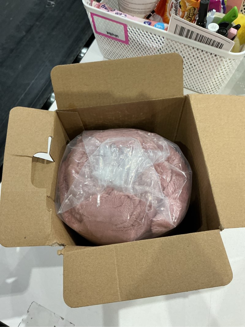 Condition photo showing New/Like New for bedelite fleece twin blanket for couch & bed - 3d jacquard decorative dusty pink blankets, super soft and cozy warm fuzzy blanket all seasons suitable, 50x60inches dusty pink twin(60"x80")