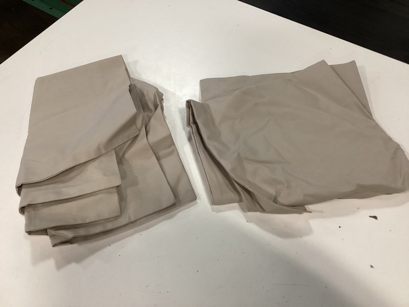 Condition photo showing New/Like New for organic crisp percale pillowcase set, standard, dove