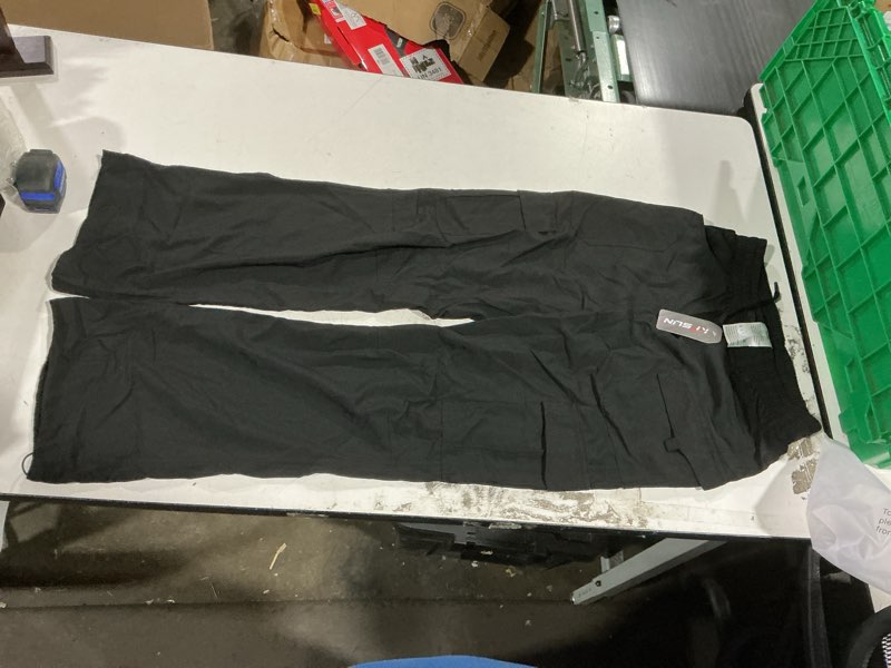 Condition photo showing New/Like New for women's cargo pants 28"/30" lightweight quick dry casual travel pant streetwear for work hiking outdoor with 8 pockets 28" inseam small navy