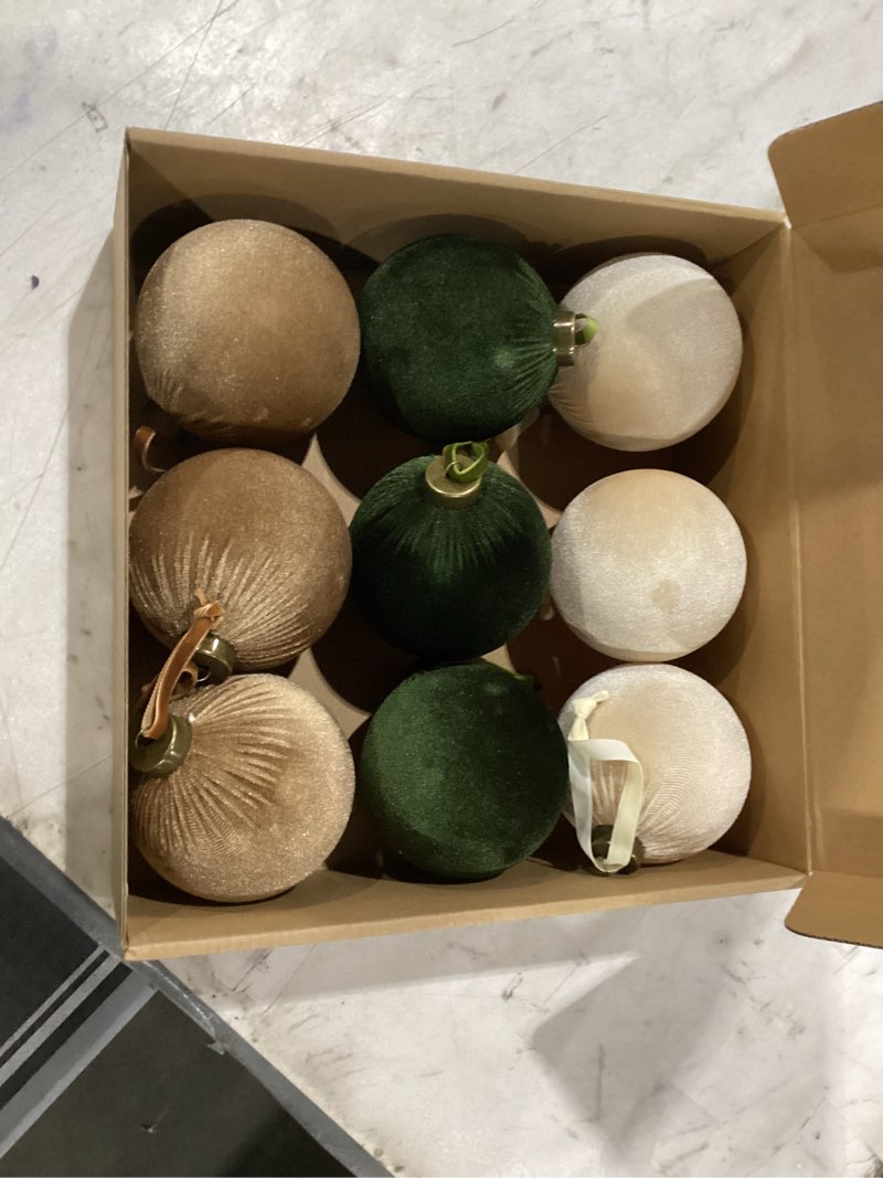 Condition photo showing New/Like New for 9 PCS Velvet Christmas Balls Ornaments 4inch& 6inch Christmas Large Ball Set for Xmas Tree Decor, Holiday Home Party (Mixed Colors 1, 4inch) Mixed Colors 1 4inch