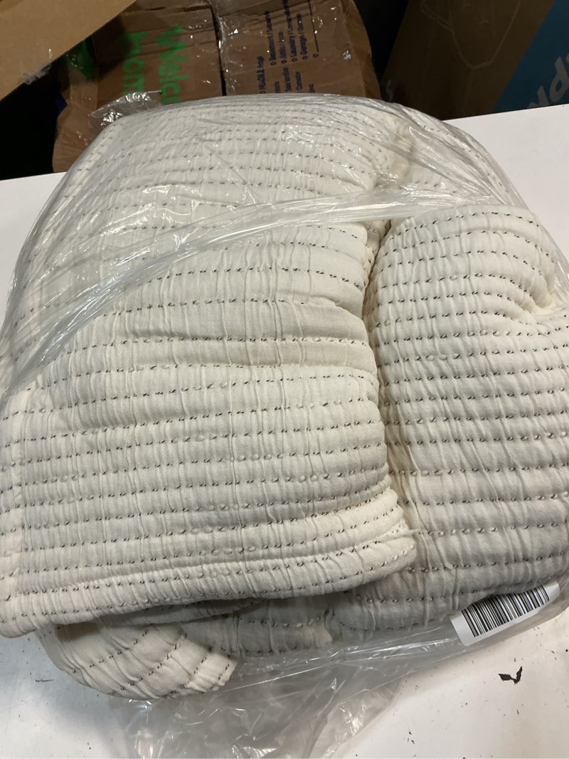 Condition photo showing As Is for quince organic cotton channel stitch coverlet set, king/cal king, undyed