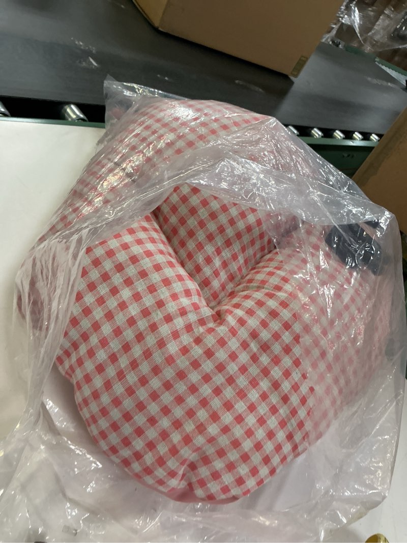 Condition photo showing As Is for Jiupety Indoor Dog House with Frame, Cute Dog Tent Bed with Cover Cave, Breathable, Washable, and Foldable House, Suitable for 20-40 Lb, Large (25"×25"×25"), Pink Large ( 25" × 25" × 25" ) Pink