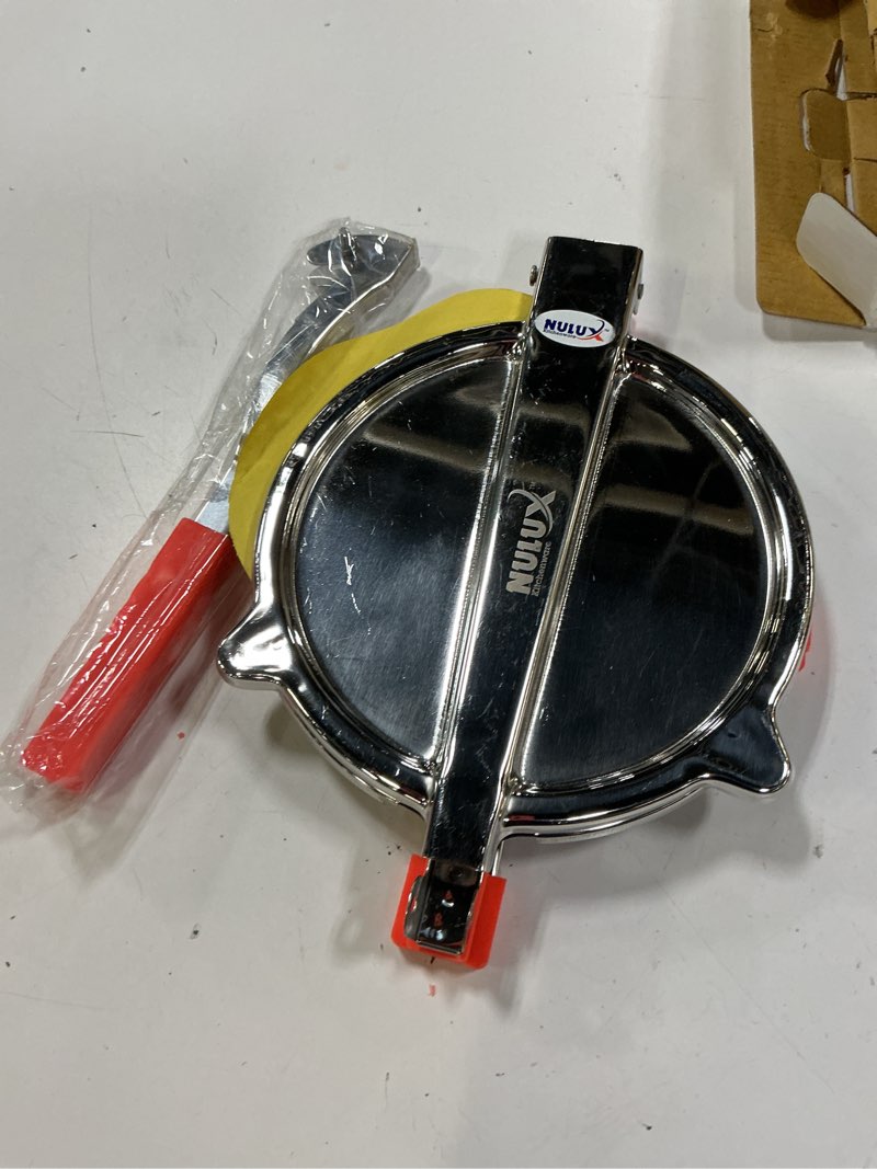 Condition photo showing Good Condition for puri press stainless steel puri roti maker press machine with handle stainless steel poori press papad khakhra puri roti maker with handle (pack of 1)