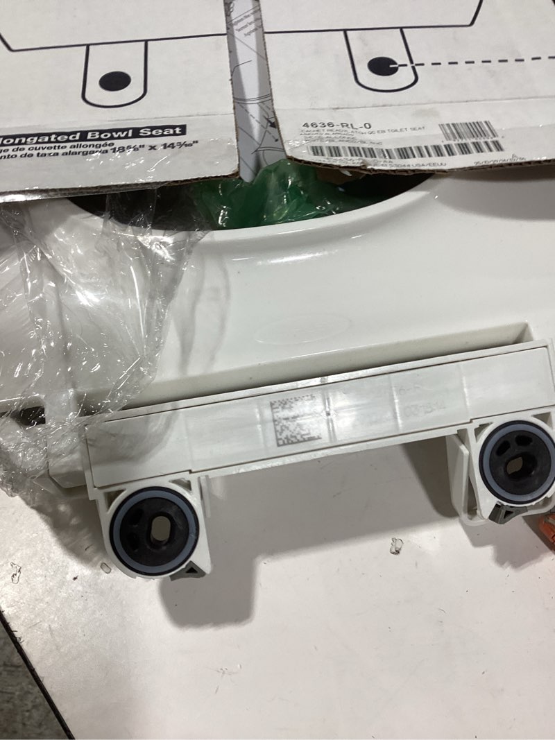 Condition photo showing Good Condition for KOHLER 4636-RL-0 Cachet ReadyLatch Elongated Toilet Seat Slow Close, Soft Close Toilet Seat Quiet Lid, Contoured Grip-Tight Bumpers Installation Hardware, Apartment Essentials, White White Elongated Ready Latch