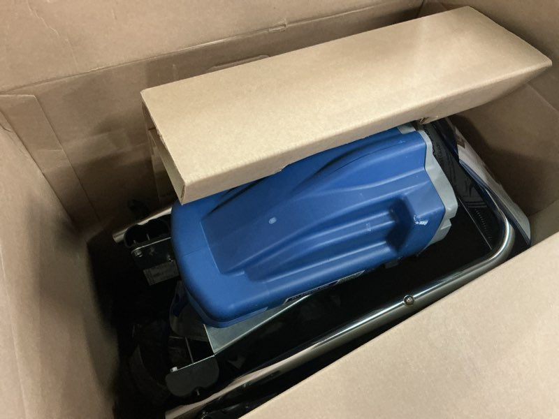 Condition photo showing As Is for graco magnum x7 electric stationary airless paint sprayer