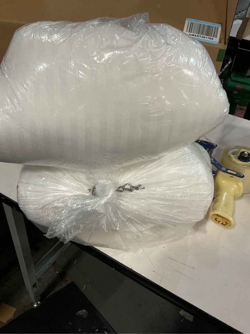 Condition photo showing Good Condition for HYLEORY Bed Pillows Queen Size Set of 2 for Sleeping - Luxury Hotel Pillows, Soft & Supportive Down Alternative Microfiber Cooling Pillow for Night Sweats Back/Stomach/Side Sleepers, White White Vertical Stripe Polyester Queen (pack of 2)